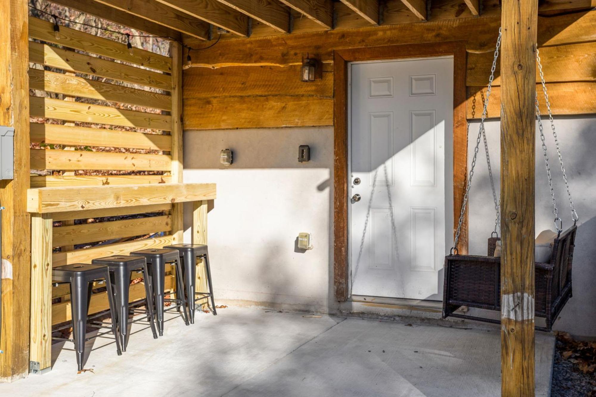 Holiday home Rustic Retreat - Fire-pit Hot-tub And Albrightsville