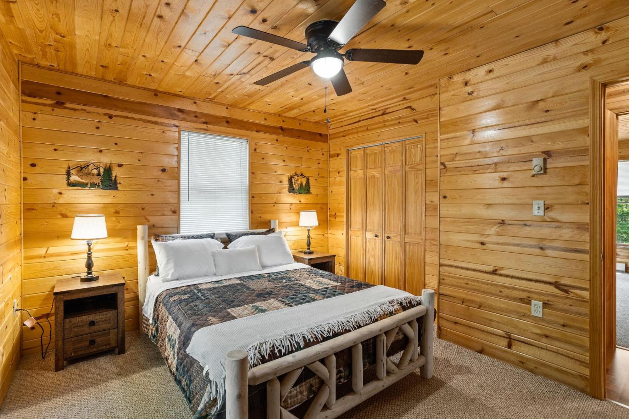 Rustic Retreat - Fire-pit Hot-tub And *