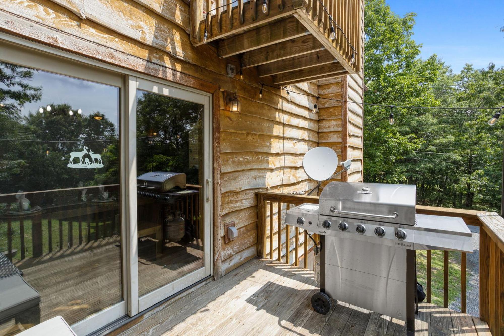 Rustic Retreat - Fire-pit Hot-tub And Holiday home Albrightsville