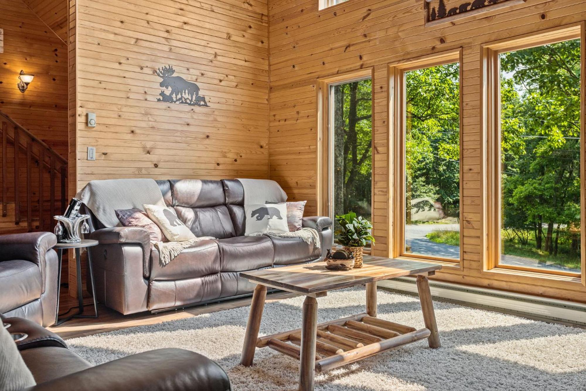 Rustic Retreat - Fire-pit Hot-tub And Albrightsville